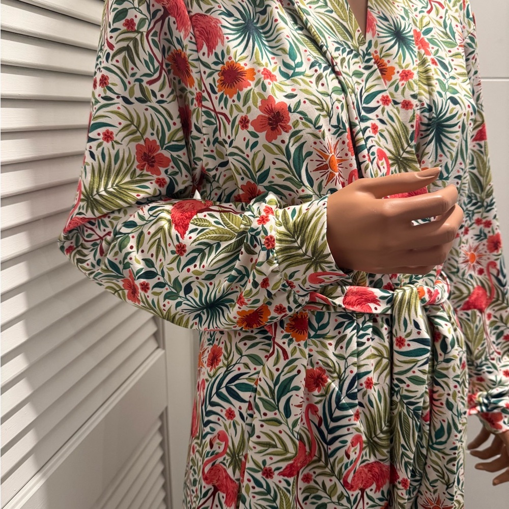 Mason Grey Floral Long banded robe small - Picture 10 of 13